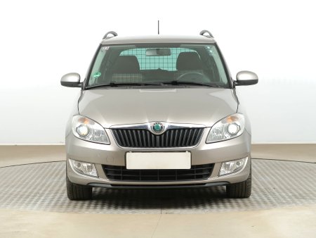 Škoda Fabia, 2012 - pohled č. 2