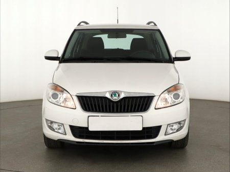 Škoda Fabia, 2011 - pohled č. 2