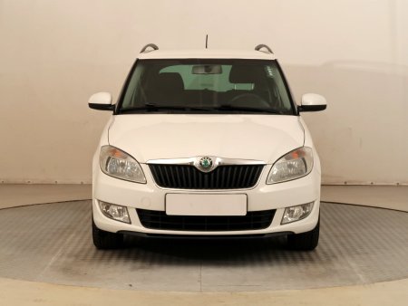 Škoda Fabia, 2012 - pohled č. 2