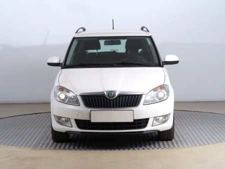 Škoda Fabia, 2011 - pohled č. 2
