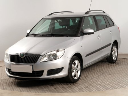 Škoda Fabia, 2011 - pohled č. 3