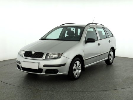Škoda Fabia, 2005 - pohled č. 3