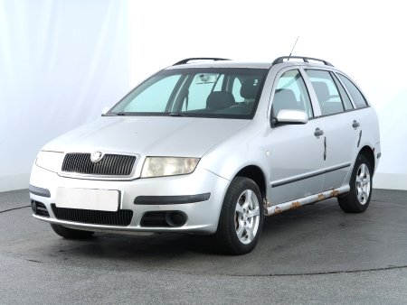 Škoda Fabia, 2004 - pohled č. 3