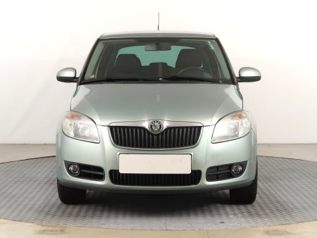 Škoda Fabia, 2010 - pohled č. 2