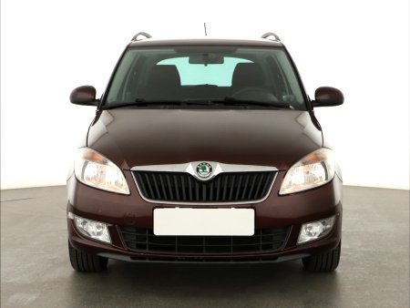 Škoda Fabia, 2012 - pohled č. 2