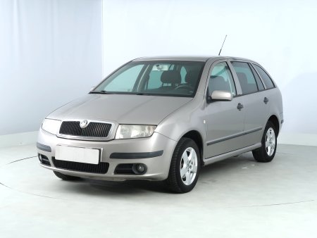 Škoda Fabia, 2008 - pohled č. 3