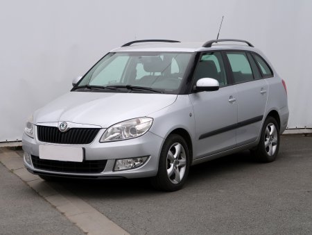 Škoda Fabia, 2010 - pohled č. 3