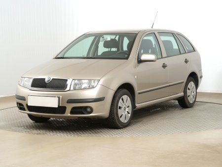 Škoda Fabia, 2004 - pohled č. 3