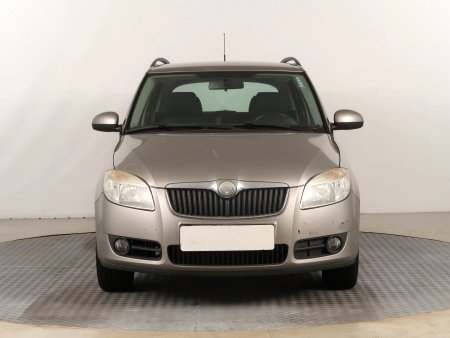 Škoda Fabia, 2008 - pohled č. 2