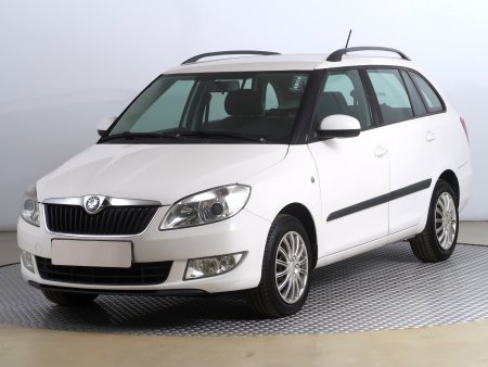 Škoda Fabia, 2013 - pohled č. 3