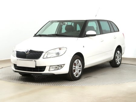 Škoda Fabia, 2014 - pohled č. 3