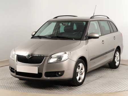 Škoda Fabia, 2009 - pohled č. 3