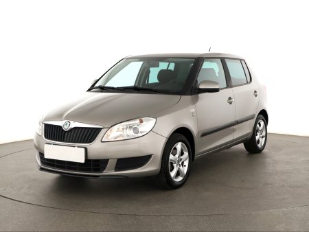 Škoda Fabia, 2011 - pohled č. 3