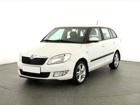 Škoda Fabia, 2012 - pohled č. 3