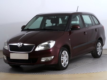 Škoda Fabia, 2012 - pohled č. 3