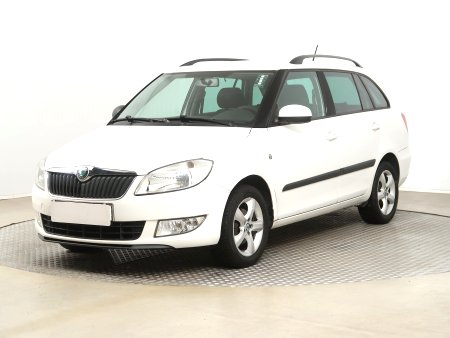 Škoda Fabia, 2012 - pohled č. 3