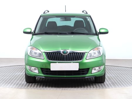 Škoda Fabia, 2011 - pohled č. 2