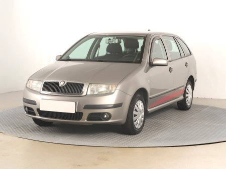 Škoda Fabia, 2008 - pohled č. 3