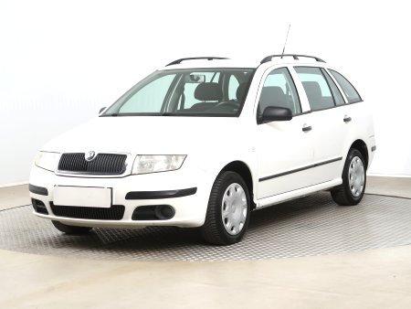 Škoda Fabia, 2005 - pohled č. 3
