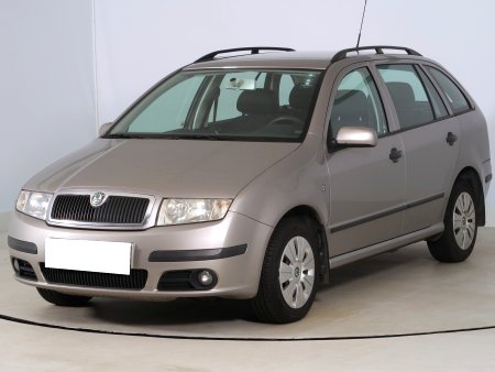 Škoda Fabia, 2006 - pohled č. 3