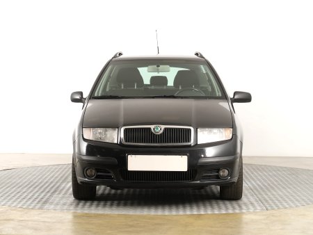 Škoda Fabia, 2005 - pohled č. 2