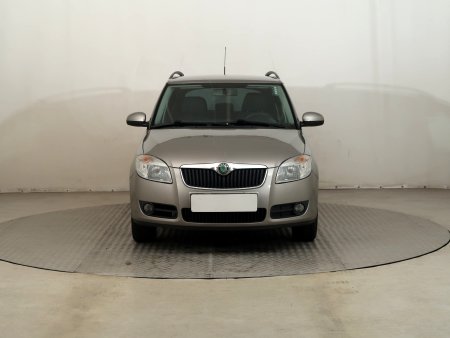 Škoda Fabia, 2009 - pohled č. 2