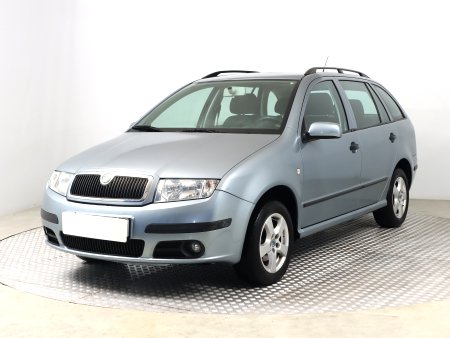 Škoda Fabia, 2005 - pohled č. 3