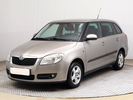 Škoda Fabia, 2010 - pohled č. 3