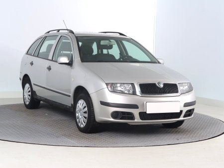 Škoda Fabia, 2004