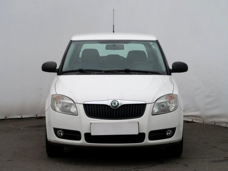 Škoda Fabia, 2010 - pohled č. 2