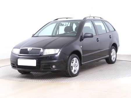 Škoda Fabia, 2006 - pohled č. 3
