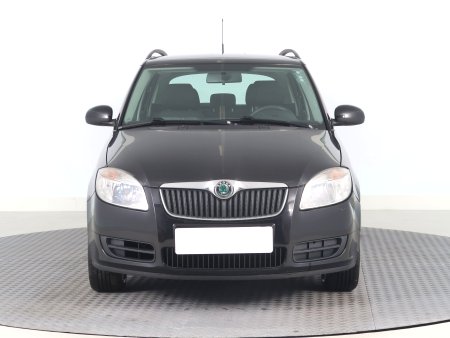 Škoda Fabia, 2010 - pohled č. 2