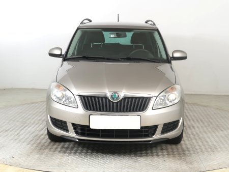 Škoda Fabia, 2012 - pohled č. 2