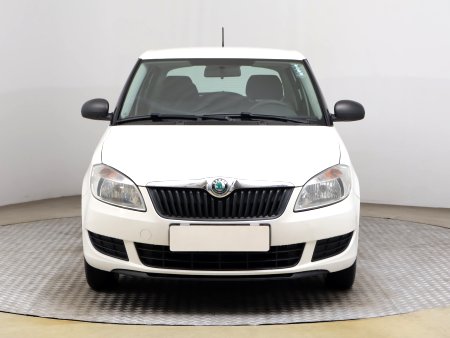 Škoda Fabia, 2012 - pohled č. 2