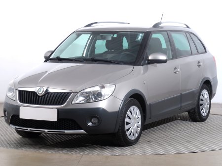 Škoda Fabia, 2012 - pohled č. 3
