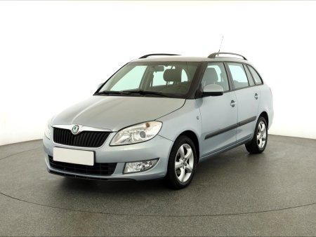 Škoda Fabia, 2010 - pohled č. 3