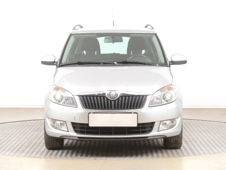 Škoda Fabia, 2010 - pohled č. 2