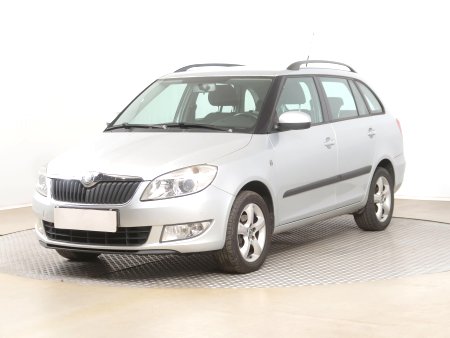 Škoda Fabia, 2010 - pohled č. 3