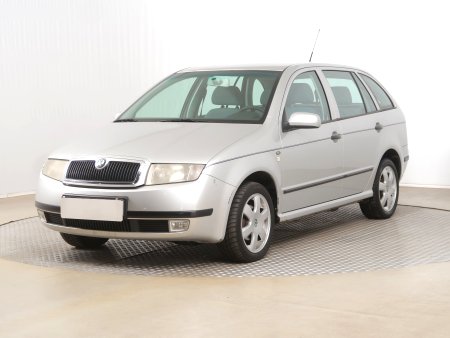 Škoda Fabia, 2002 - pohled č. 3