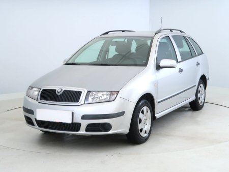Škoda Fabia, 2005 - pohled č. 3