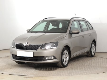 Škoda Fabia, 2018 - pohled č. 3