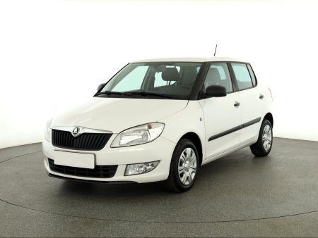 Škoda Fabia, 2013 - pohled č. 3