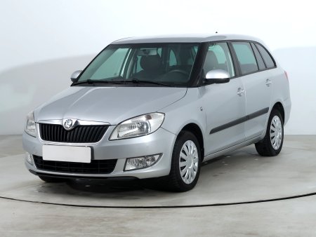 Škoda Fabia, 2012 - pohled č. 3