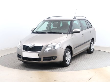 Škoda Fabia, 2009 - pohled č. 3