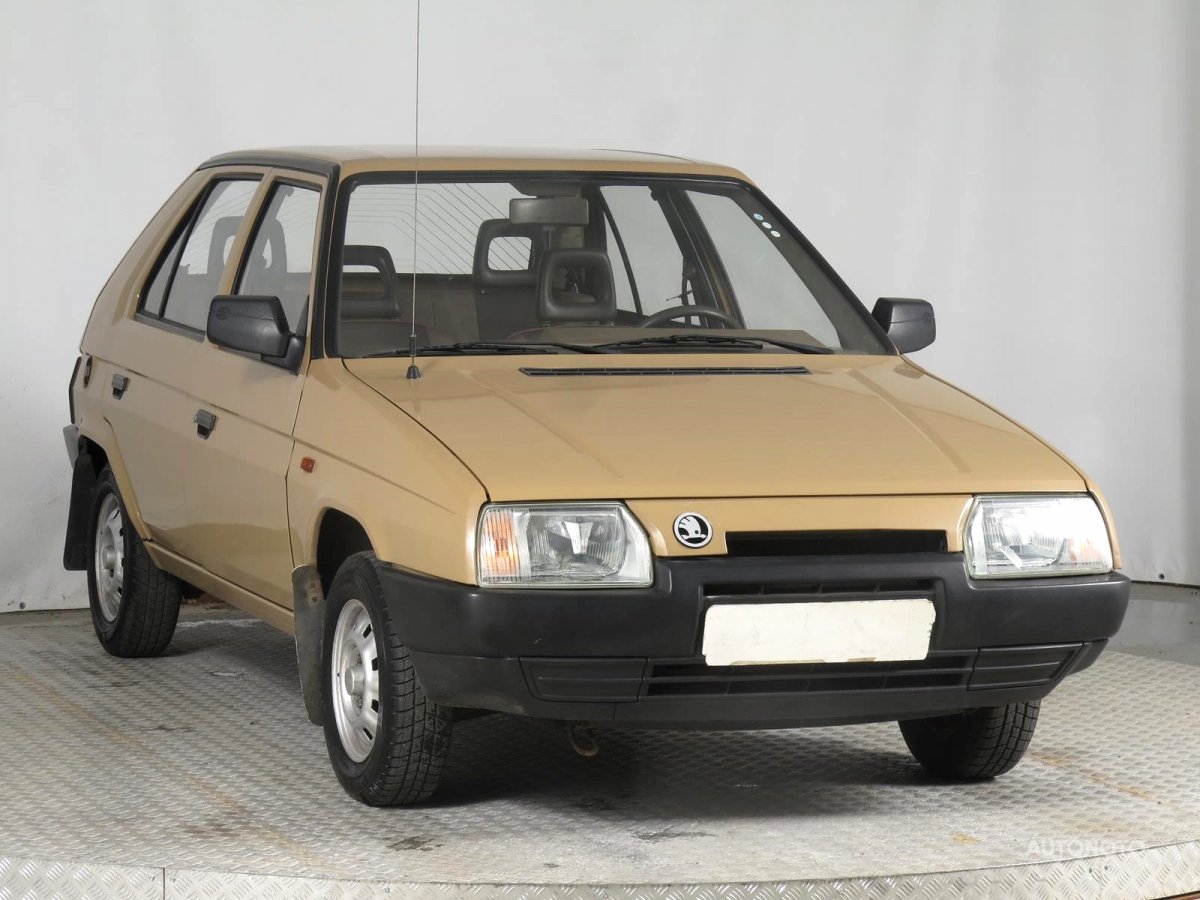 Škoda Favorit, 1990 - pohled č. 1