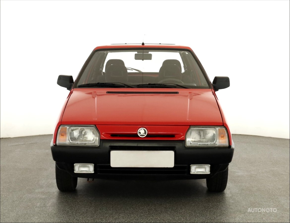 Škoda Favorit, 1993 - pohled č. 2