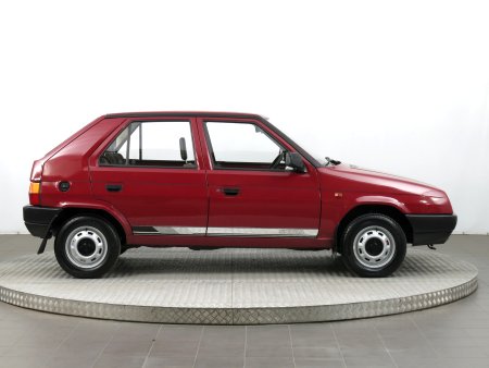 Škoda Favorit, 1989 - pohled č. 8