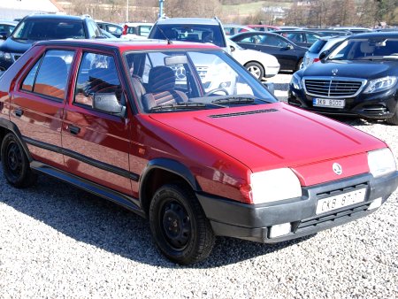 Škoda Favorit, 1992 - pohled č. 2