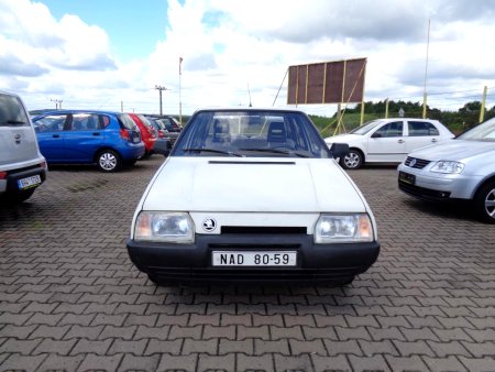 Škoda Favorit, 1990 - pohled č. 2