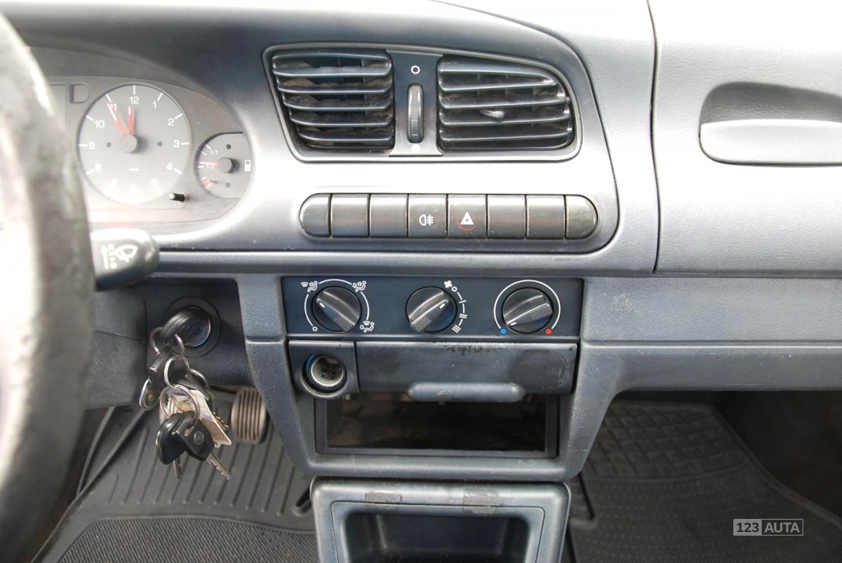 Škoda Felicia Pick-Up, 1996 - pohled č. 11